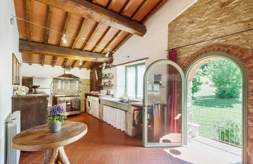 Londa Apartment | Luxury apartment with a view in Chianti Rufina