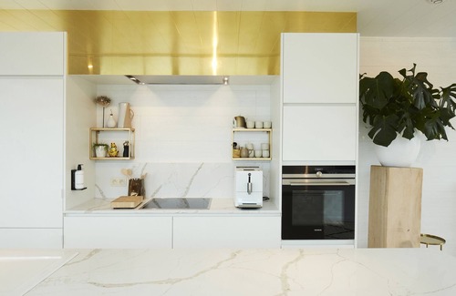 De Panne Apartment | Luxury apartment with parking - 300 meters from the beach