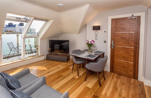 Inch Apartment | luxury apartment with private balcony and view to the sea