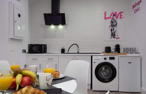 Guadalmar Apartment | Luxury apartments with jacuzzi