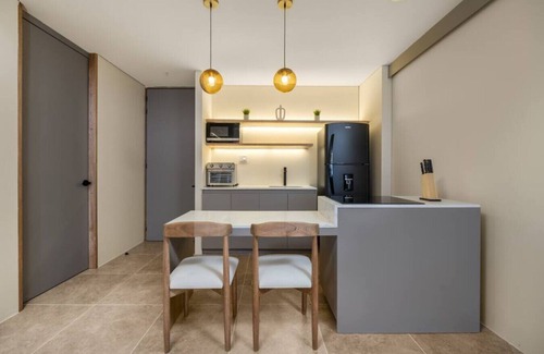 Envigado Apartment | Luxury Apt with private Bathtub-Terrace&fast WiFi