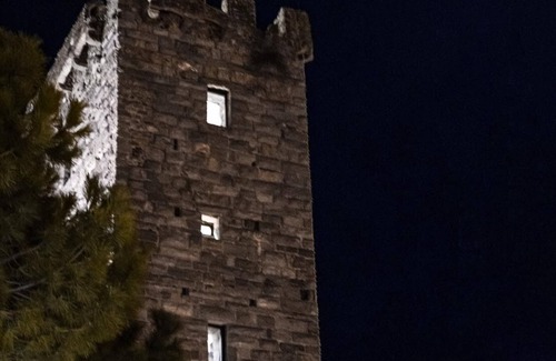 Portovenere Apartment | Luxury at Torre Venere - The World's Oldest Tower Stay with Modern Amenities