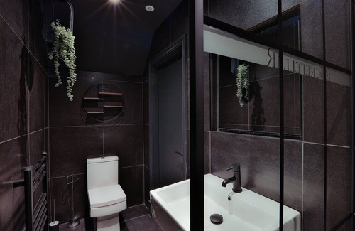 Bowness-on-Windermere House | Luxury Boutique 2 Bed Apartment in the heart of Bowness on Windermere