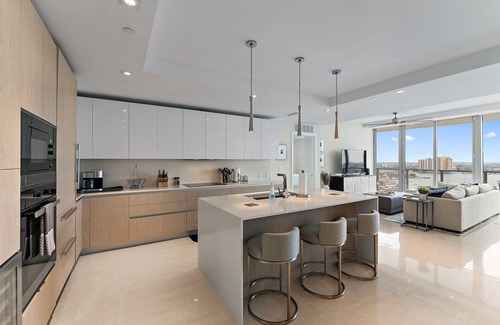 Singer Island Condo | Luxury Beach Resort Amrit Peace Tower