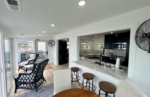 Folly Beach House | Luxury Beachfront Cottage w/Hot-Tub Pet Friendly