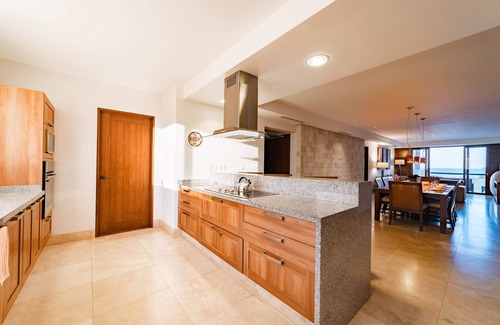 Santa Maria Huatulco Condo | Luxury Beachfront Residence - Beach Residences & Spa
