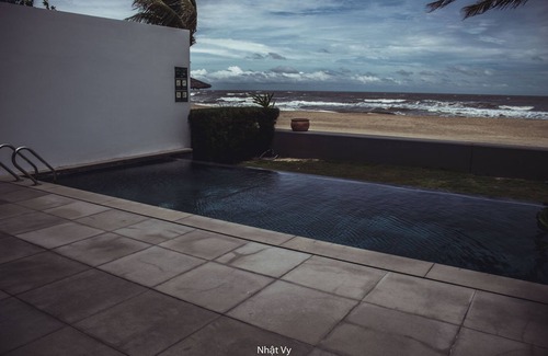 Phuoc Thuan Villa | Luxury Beachfront villa - 3BR w private pool and outdoor BBQ