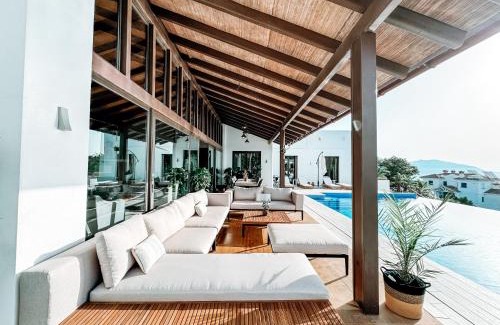 Ojen House | Luxury Boutique B&B - Villa Prana Marbella
