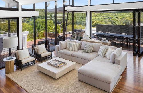 Sunshine Beach House | Luxury & Breathtaking Views for Families