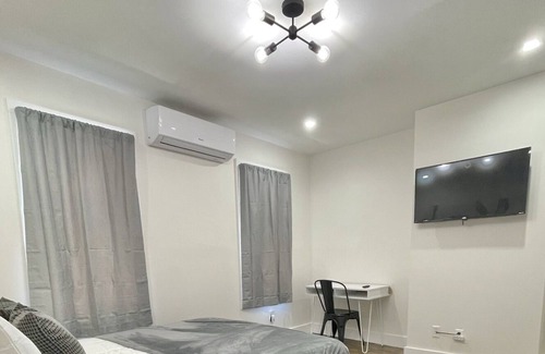 Ocean Hill Apartment | Luxury Brooklyn Duplex with Backyard