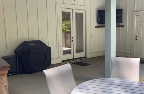 Starkville House | Luxury Bulldog Cottage!