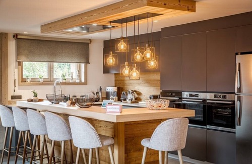 Les Eucherts Ski Chalet | LUXURY CHALET WITH SPA