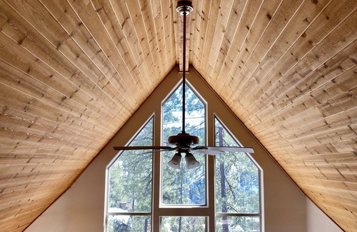 Christopher Creek Cabin | Luxury Cabin Living - Tall Forest Pines Just 1.5 hrs from Scottsdale