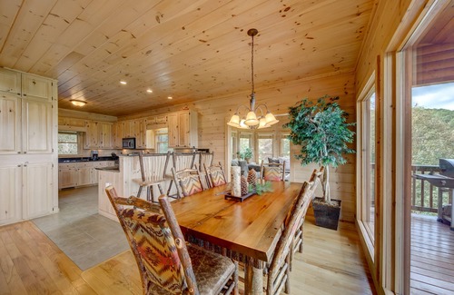 Mineral Bluff Cabin | Luxury Cabin w/Mountain Views, Game Room, Hot Tub, EV Charger & Fireplaces