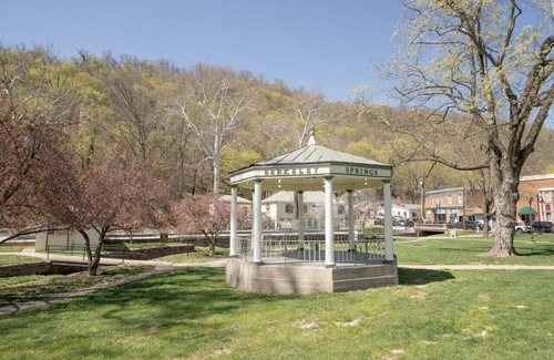 Great Cacapon RV Rental | Luxury Camping with Two Full Beds - Berkeley Tent