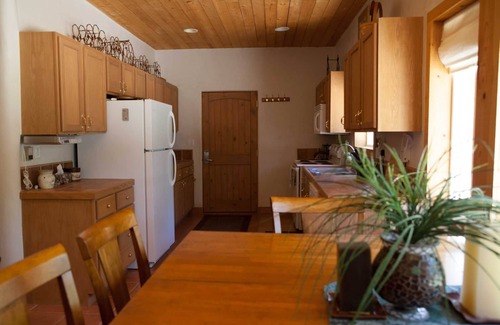 Taos House | LUXURY CANYON SUITESnTAOS CANYON, KIT CARSON NATIONAL FOREST