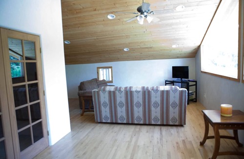 Taos House | LUXURY CANYON SUITESnTAOS CANYON, KIT CARSON NATIONAL FOREST