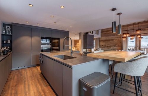 Les Bossons Ski Chalet | Luxury chalet with indoor pool and sauna, near Chamonix