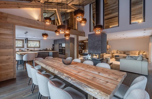 Les Bossons Ski Chalet | Luxury chalet with indoor pool and sauna, near Chamonix