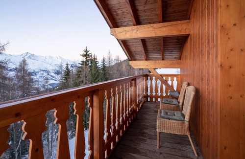 Vallandry House | Luxury chalet (14p) 6 bedrooms, 3 bathrooms & sauna. In the centre of Vallandry, with a beautiful view