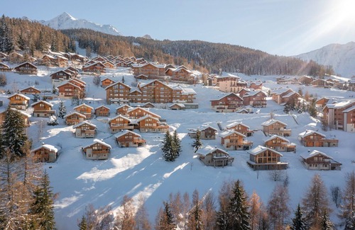 Vallandry House | Luxury chalet (14p) 6 bedrooms, 3 bathrooms & sauna. In the centre of Vallandry, with a beautiful view