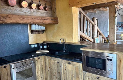 Bisanne 1500 Ski Chalet | Luxury chalet 5 bedrooms with hammam, near the slopes