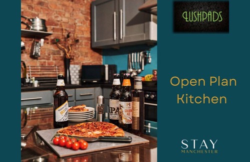 Manchester City Centre Apartment | Luxury City Apartment Northern Quarter Sleeps 10