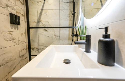 Delft House | Luxury City Center Studio