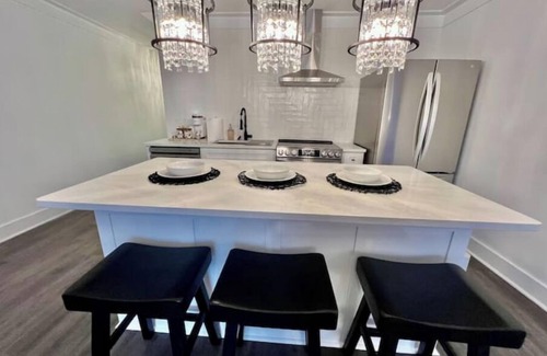 Gainesville House | Luxury City Loft in Gainesville Cn