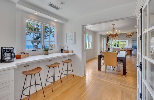 Country Club House | Luxury Coastal Retreat with Amazing Ocean Views