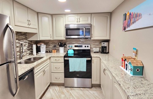 Daytona Beach Shores Condo | Luxury Comforts Oceanside - Don't Miss Sunsets!