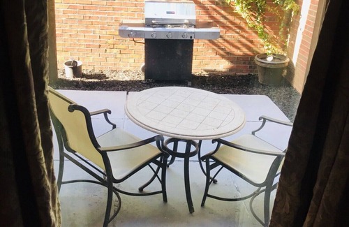 Macon Condo | LUXURY CONDO - ALLMAN BROTHERS BAND MUSEUM, MERCER UNIVERSITY, AMPHITHEATER