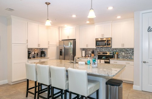 Whitney Beach Condo | Luxury condo and pet friendly up to 65 lbs.