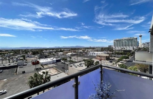 Downtown Las Vegas Condo | Luxury Condo at the Heart of Downtown Las Vegas