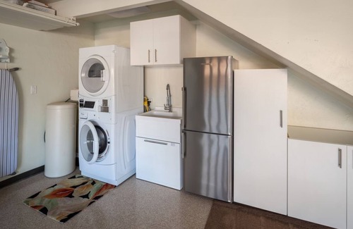 Old Town Historic District Condo | Luxury Condo Downtown San Luis Obispo & Garage A/C & Pool