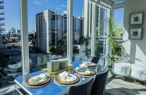 Downtown San Diego Condo | Luxury Condo in Downtowns Gaslamp