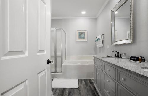 Gulfport Apartment | Luxury Condo in Gulfport