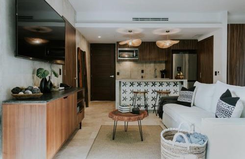 Playa Paraiso Apartment | Luxury Condo on Cenote near centro of Tulum