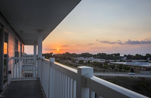 Saint Joseph Condo | Luxury Condo on River/Golf Course with all the amenities. 10 min walk to beach