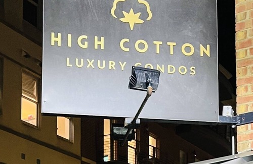 Oxford Condo | Luxury Condo on the Square
