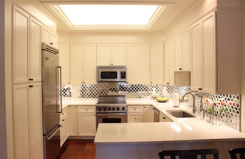 Oxford Condo | Luxury Condo on The Square + Private Balcony
