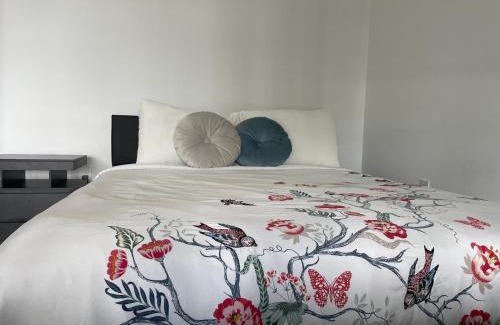 Downtown Miami Apartment | Luxury Condo with wonderful views near Kaseya Center 3br and studio available
