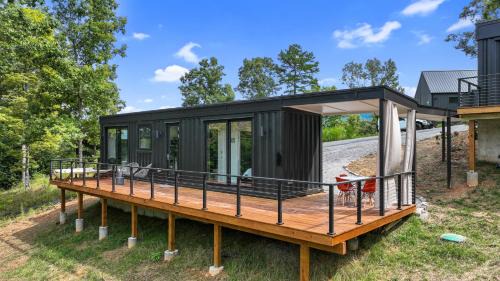 Young Harris House | Luxury Container Hammock, Fire Pit Pool