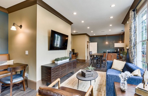 Cartersville Apartment | Luxury & Convenience near LakePoint and Downtown Cartersville
