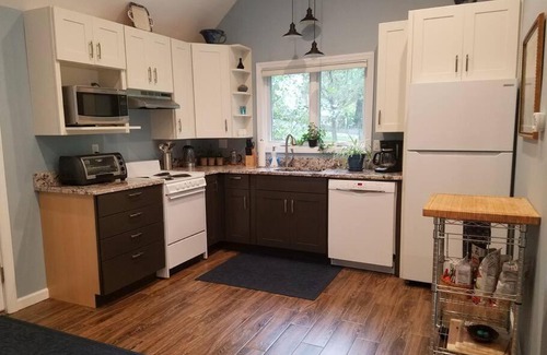 Bellvale House | Luxury Cottage at Millpond Falls