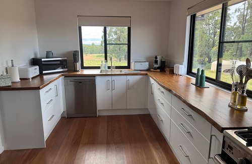 Niangala House | Luxury Couples Retreat in very secluded part of the New England region of NSW