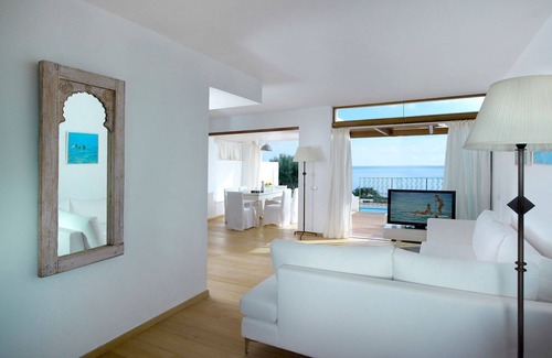 Agios Nikolaos Villa | Luxury Crete Villa | The Grand Villa | Private Pool | Sea View | 3 BDR |.