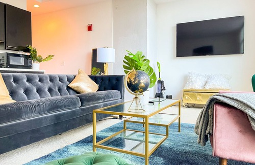 Southwest Apartment | LUXURY D.C. 1Br APT w/Rooftop Pool in Southwest Waterfront