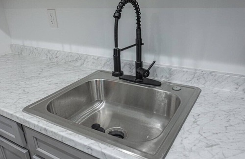 Petworth Bed & Breakfast | Luxury DC Unit with Courtyard View & Close to All