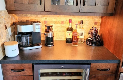 Park City House | Luxury Deer Valley East Retreat with Stunning Lake Views - 1.5 miles from slopes